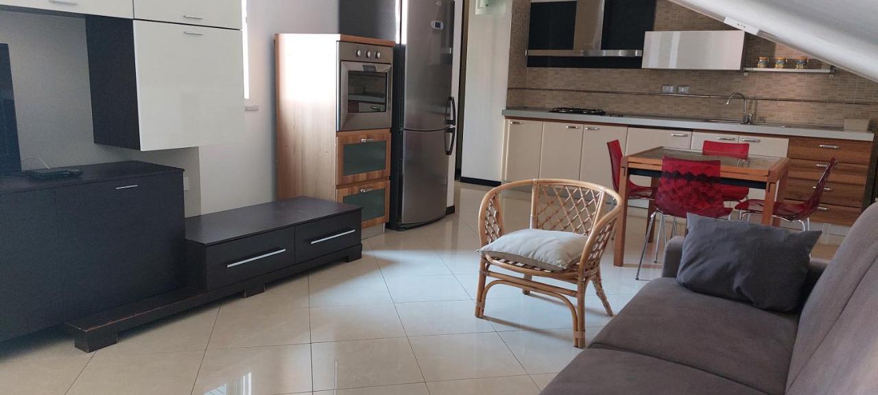 La Terrazza Dell' Angelo Appartement Pomarico Buitenkant foto